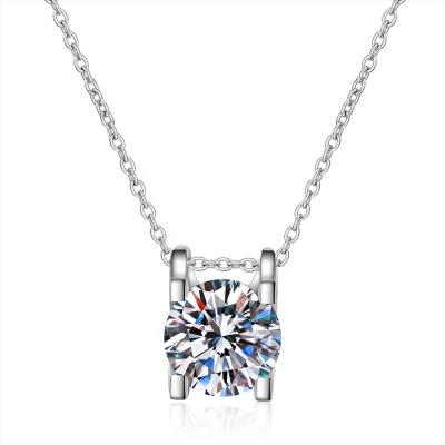 China New Fashion Trend 925 Carat Imitation Diamond Tauren Necklace Classic Four Claw Sterling Silver Diamond Pendant High Quality One for sale