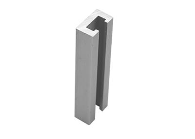 Chine La fente Profilesilver en aluminium de 6063 T a anodisé 10mm pour des machines/Automztion à vendre