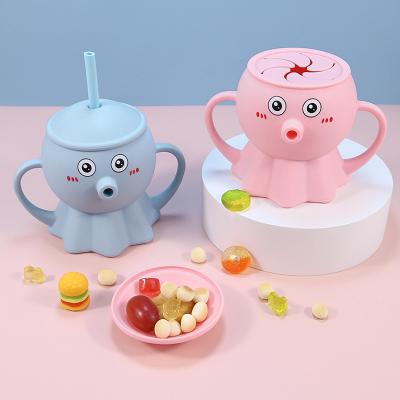 China BPA Free Non Spill Custom Eco Kids Drinking Cup Food Grade Snack Cup Baby Silicone Sippy Training Cup With Straw for sale