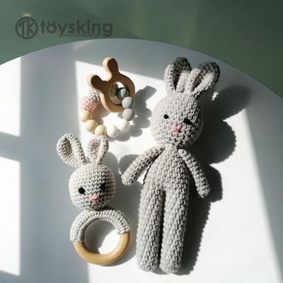 China Baby Gifts Newborn Shower Gift Set Box Keepsake Wooden Crochet Bunny Toy Set Baby Silicone Teether Cotton Rattle Baby for sale