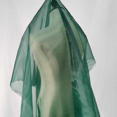 China Hot Selling #015 Stable Supply Anti-Static Goods Cheap Polyester Stain Thin 100% Sheer Organza Fabric For Stage Costume Party Decoration for sale