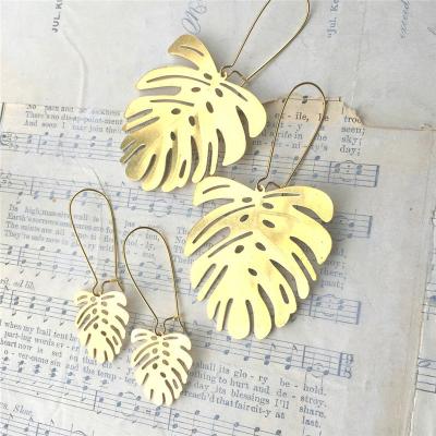 China Hot Selling Big Gold Tropical Leaf Jewelry Boho Jungle Leaf Earring Jewelry Summer BOHEMIA Amazon Amazon Long Earrings For Women for sale