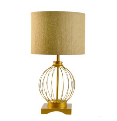 China Design Table Lamps Mesh Cage Base Cylindrical Top Modern Favorable Gold Metal Desk Price New for sale