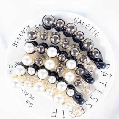 China 2021 Popular Wholesale Banana Pearl Hair Clip Headdress Hairpin Hair Accessories for sale