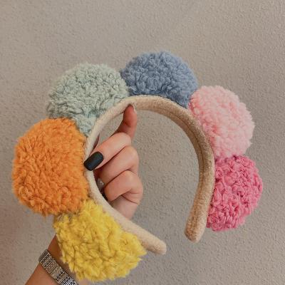 China New Arrive Popular Shower Headbands Spa Hair Bands With Ball For Women for sale