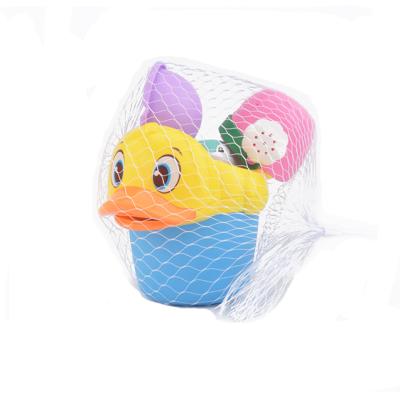 China Hot Selling Outdoor Beach Toys Animal Assembly With Duck Barrel And Sprinkling Bucket Kids Play Beach Sand Toys for sale