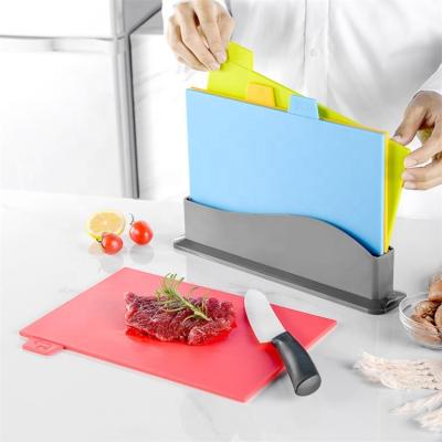 China Kitchen Viable Accessories Houses Chopper With Storage Shelf Food Grading Cutting Board for sale