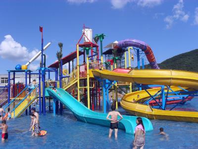 China Mittleres Wasser-Spielplatz-Park-Fiberglas-Dia für Familienfreizeit zu verkaufen