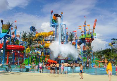 China Ferienzentrum-großer Wasser-Spielplatz bis zu 2500sqm, Fiberglas-extremes Dia zu verkaufen