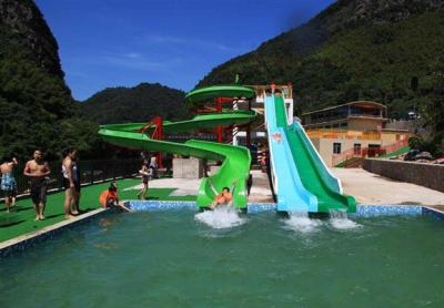 China Commercial Giant Fiber Glass Swimming Pool Water Slide For Family Play for sale