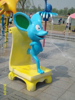 China Fiberglas-Wasser Sprayground-Karikatur-blaue Maus mit Stuhl zu verkaufen