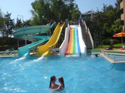 China Kundenspezifische Aqua-Park-Ausrüstung scherzen/Kinderswimmingpool-Wasserrutsche zu verkaufen