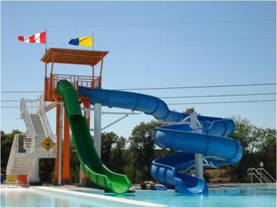 China Aqua Playground Water Amusement Park Equipment Fiberglass Water Slide for sale