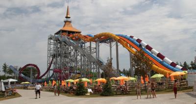 China Wasser-Thema-Vergnügungspark-Aqua-Park schiebt für Erwachsene mit Höhe 10m zu verkaufen