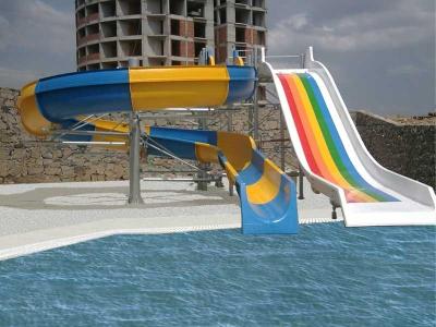 China Small Water Amusement Park Family Fiberglass Water Slide Swimming Pool for sale