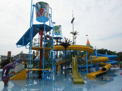 China Large Fiberglass Water Park Equipments Aqua Tower Hot-Dip Galvanization For Family for sale