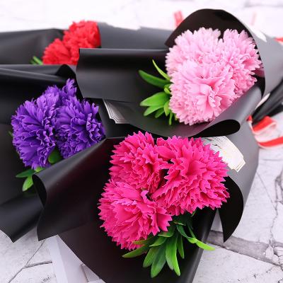 China Beautiful 3 Carnation Mother's Day Bouquets Gift Colorful Small Gifts Factory Direct Wholesale for sale