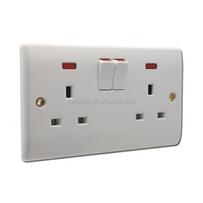 China Bakelite 2 Strip 13 Amp Switched Type Electrical Socket 86*146 Switch And Socket for sale