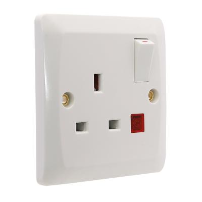 China Residential / General Purpose BS Switch Socket 1gang Standard Single Pole With Socket for sale