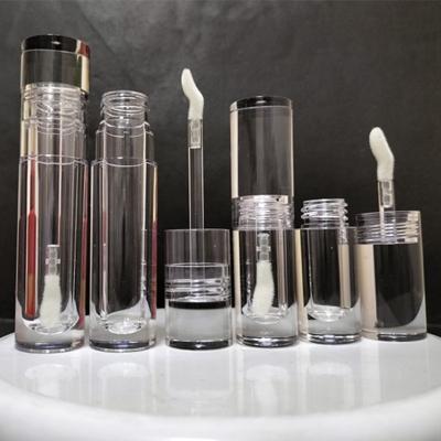 China New 2022 2ml 5ml Large Lip Wand Applicator Brush Cosmetic Crystal Lipbalm Container Lipbalm Packaging Stock Luxury Thick Clear Gloss Tubes for sale