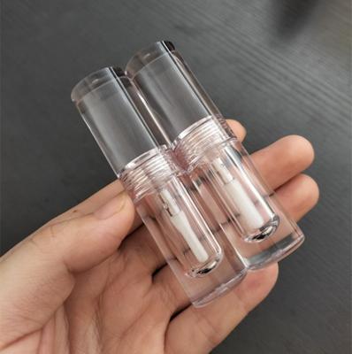 China New mini cylinder 2ml cosmetic clear crystal lip gloss eyeshadow bottles packaging lip gloss containers transparent chubby tube with wands for sale