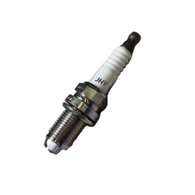 中国 MN119942 Pajero V75 V9 Mitsubishi Spark Plug Thread Size Three Pole 販売のため