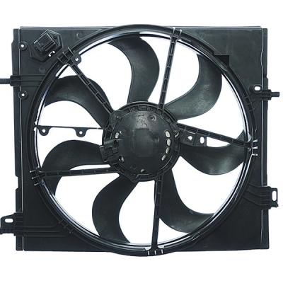 Cina Renault Car Fitment 1.5 dCi Engine Fan Radiator for Nissan X-Trail Qashqai J11 2.0 14-19 in vendita