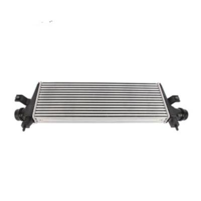 China 17940-0E010 Toyota Intercooler For Hilux Fortune Innova 2021 2022 en venta