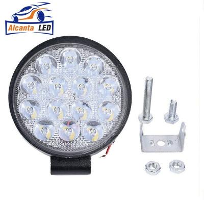 China Car Exterior Lighting Super Bright 4x4 Off Road Driving Light Spot Beam Round LED Light Bar 42W LED 4 inch Work Light For Truck Tractor for sale