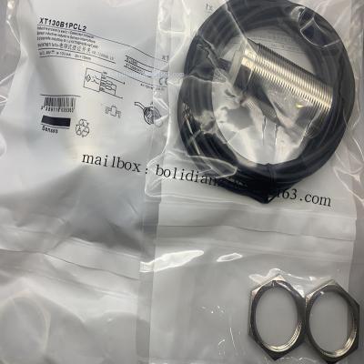 China Brand New XT112S1PAL2 XT112S1NAL2 Position Sensor Inductive Proximity Switch for sale