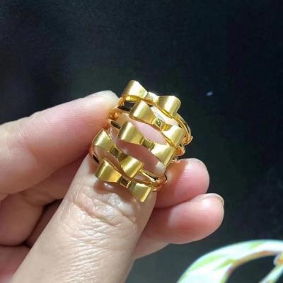 China Au750 Jewelry Romantic Temperament Arc Simple 18K Gold Women's Ring for sale