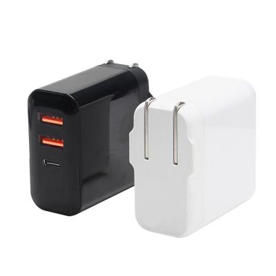 China Cellphones 3 Port QC 3.0 And Type C Wall Charger US Plug 30W Universal Mobile Phone Charger for sale