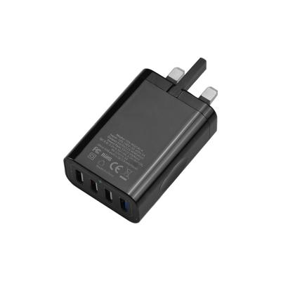 中国 Hot Sales 40W USB&QC 3.0 5V 2.4A*3 Mobile Phone With Fast Charger 4USB Quick Charge 3.0 USB Wall AC 100V-240V Plug In Universal USB Charger 販売のため