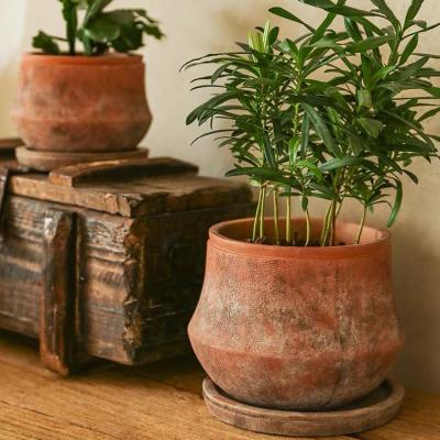 China Decorative Planters Terracotta Flower Pots Wholesale Rustic Indoor Outdoor Natural Concrete Terracota Flower Pot With Saucer for sale