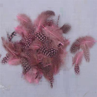 China Factory wholesale cheap handmade pink guinea fowl feather decoration for sale