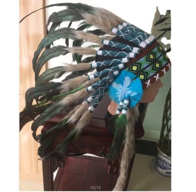 China Hot Sale Plastic Plastic Gifts Green Indian Feather Headdress for sale