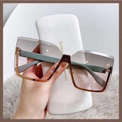 China Fashion Sunglasses 2023 New Arrival Square Rimless Designer Fashion Women Ladies Sunglasses for sale