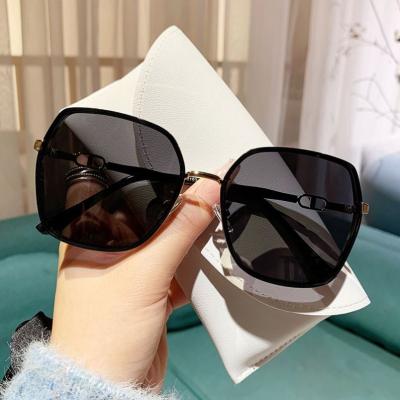 China Fashion Sunglasses 2023 Elegant Designer Oversized Smart Women Sunglasses Luxury Shiny Silver Pink Frame Shades Famous Brands Female Sun Glasses for sale