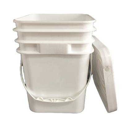 China Tear Off Design 5 Gallon / 20L Square Food Grade High Quality Plastic Pail Handled Pail With Lid for sale