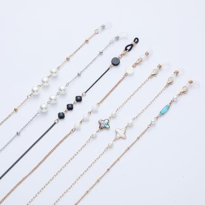 China Shell connect face mask pearl chain pearl eyewear pendant chain/sunglasses eyewear chain freshwater face rope accessories for sale