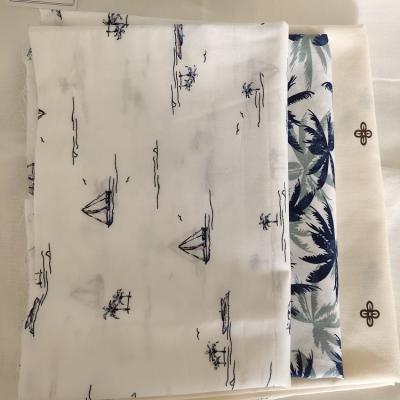 China 100% Cotton Printed Linen Shirting Fabric Poplin / Twill Antistatic Woven Technics for sale