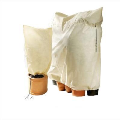 China Warm Winter Garden Shrub Plant Anti Freeze Antifreeze Cover Bag Winter Garden Cover Waterproof Outdoor Potted Plant Cover for sale