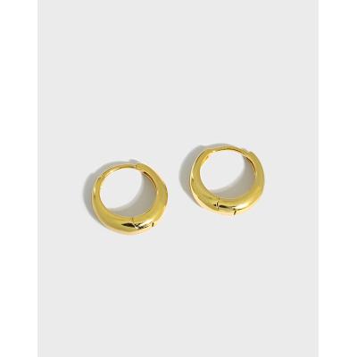 China FASHIONABLE wholesale 925 18k sterling silver gold plated smoth minimalist round huggie earrings for women for sale