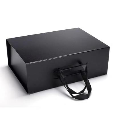 China Large Recyclable Wholesale Gift Boxes With Satin Ribbon Lids Magnets Reusable Gift Bags And Boxes For Weddings Bridesmaid Proposal for sale