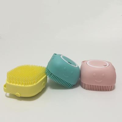 China Pet Cleaning Brush Pet Pumpkin Brush Stocked Pet Brush Shampoo for sale