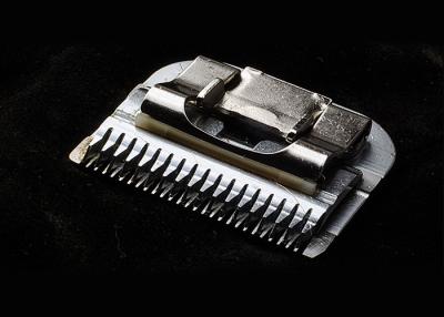 Chine Lame détachable de trimmers de Clippers de cheveux de Professinal réglée avec en céramique à vendre