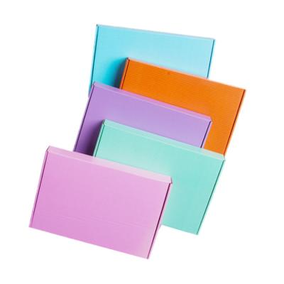 China Recycled Materials China Free Sample Cmyk Color Cheap Cardboard Boxes For Clothing for sale