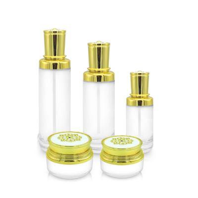 China Factory direct sale empty set 30g 50g 40ml 100ml 120ml cosmetics package transparent glass cream jar spray lotion bottle for sale