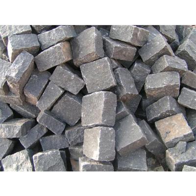 China Modern Outdoor Driveway Driveway Stone Cube Granite Paver for sale