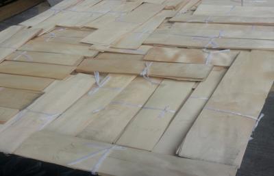 China natural sliced cut China maple wood veneer for furniture for sale